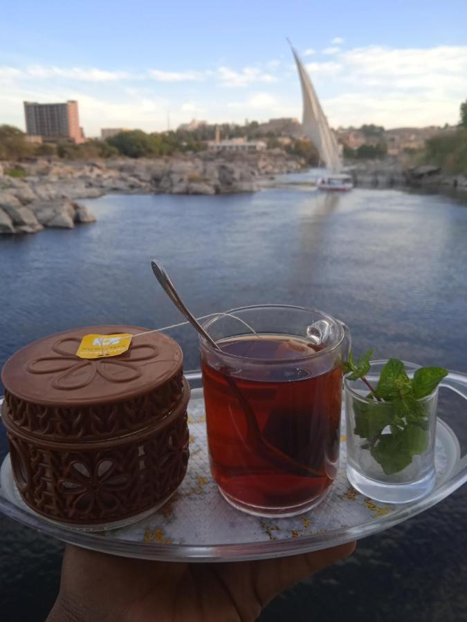 Houseboat Hotel And Nile Cruises Zainoba Asszuán Kültér fotó