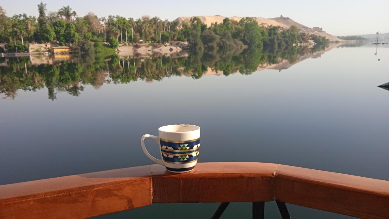 Houseboat Hotel And Nile Cruises Zainoba Asszuán Kültér fotó